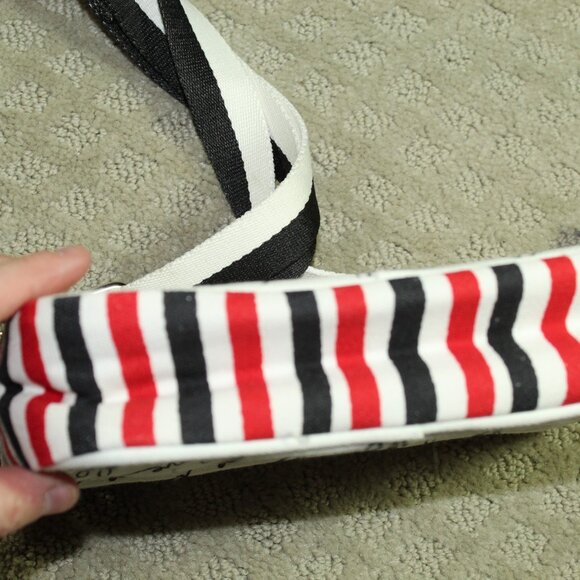 BRIGHTON Lovely "LOVE SCROLL" Canvas Crossbody Bag/Purse NWT - - Picture 11 of 12